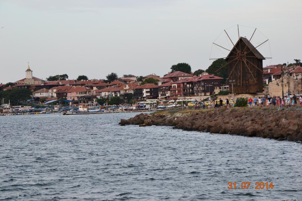 Nirvana Guest House Nesebar Exterior foto