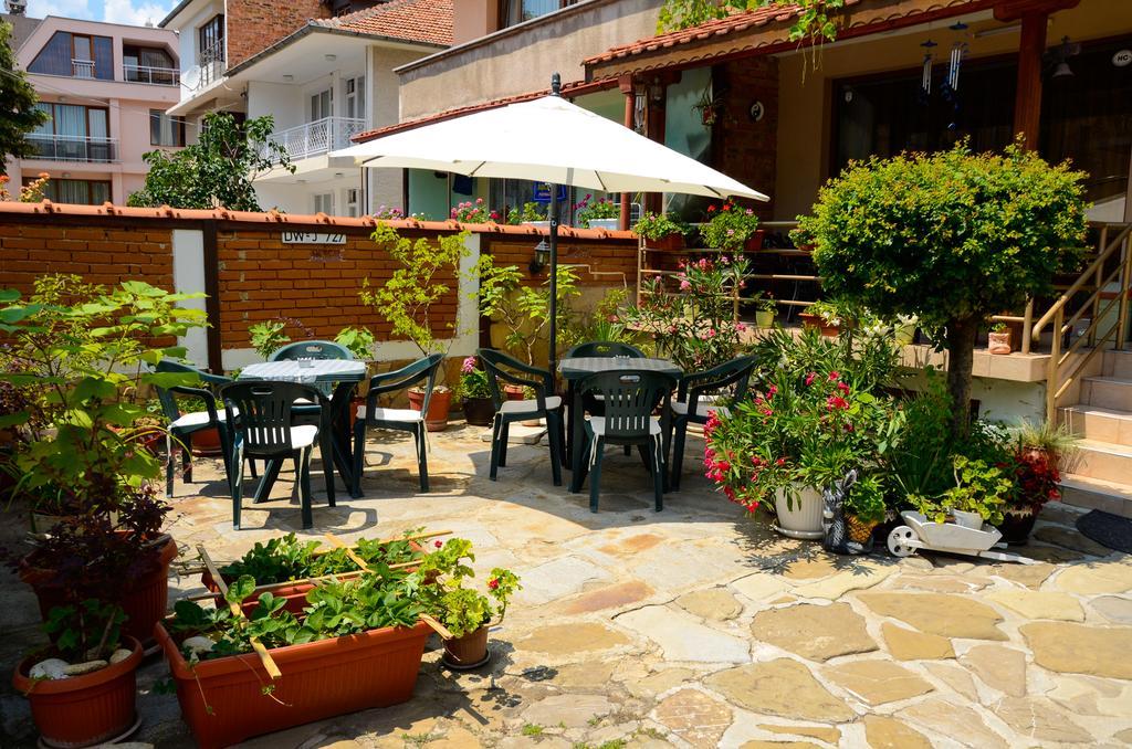 Nirvana Guest House Nesebar Exterior foto